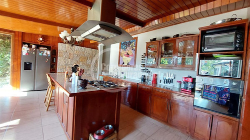 Casa En Venta De 5 Dormitorios En Santo Domingo
