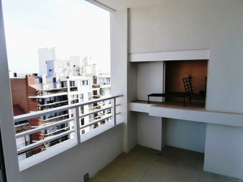 Apartamento Alquiler Malvín 3 Dormitorios Terraza Garage X 2