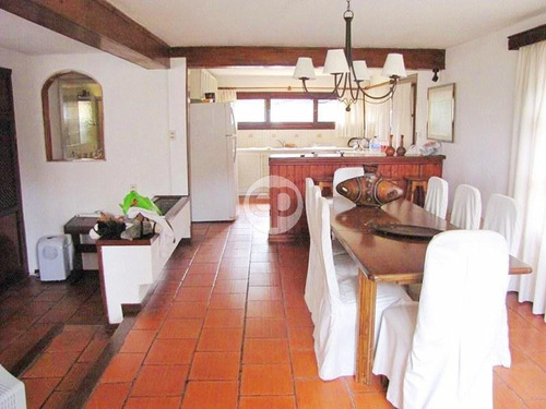 Venta Casa 3 Dormitorios Más Dependencia Punta Del Este