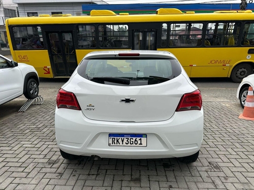 Chevrolet Onix Joy Hatch 1.0 8v Flex 5p Mec.