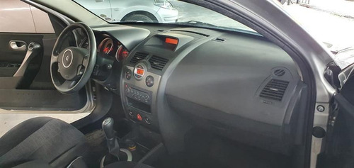 Renault Megane Sedan Mégane Sedan Dynamique 1.6 16v (flex)