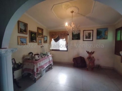 Imagen 3 de 9 de Julio Latouche Vende Casa La Esmeralda 22-17283 Jj35