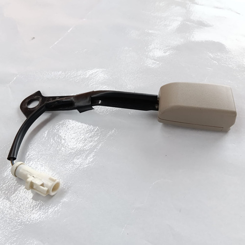 Hembra Broche Cinturon Izq Fusion 2006 2008 2010 2011 2012 (Usado)