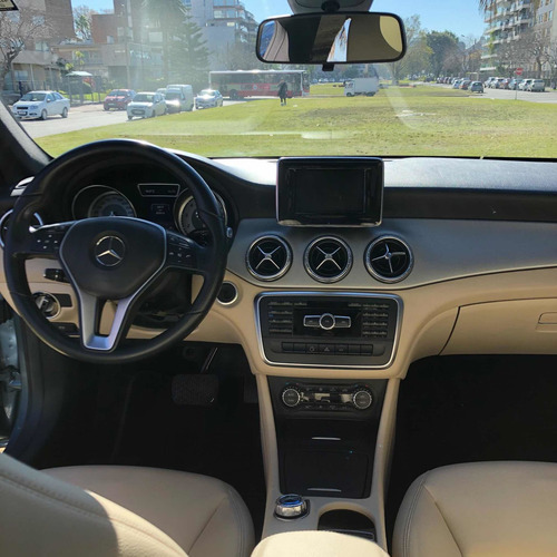 Mercedes-benz Cla200 Automático Techo Y Climatizador Permuto