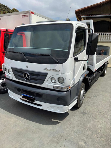 Mercedes Accelo 815 Na Prancha 6,20m