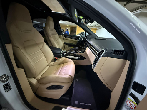 Porsche Cayenne 4.9 Turbo At