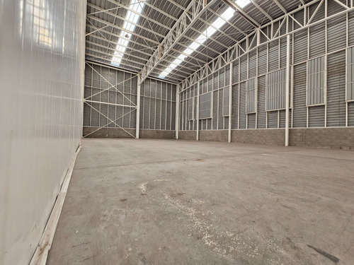 Bodega En Arriendo Con 464 M2, Colina, Rm