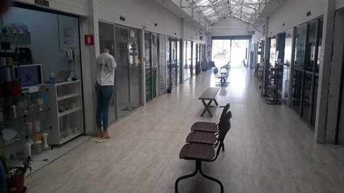 Sala Comercial Galeria Caiçara Só $ 650,00