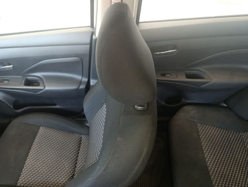 Nissan Versa 1.6 Sense Mt