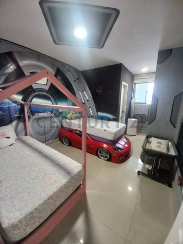 Apartamento En Alquiler Resd Alpes Urb Las Salias San Antonio