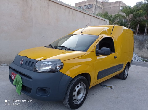 Imagem 1 de 14 de Fiorino Bau 2018 C/ Kit Gaz Muito Top.