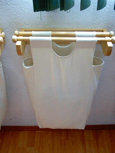 Imagen 6 de 8 de Organizador Colgante Para Ropa En Madera Y Loneta