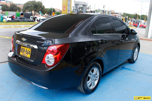 Chevrolet Sonic 1.6 Lt 4 p