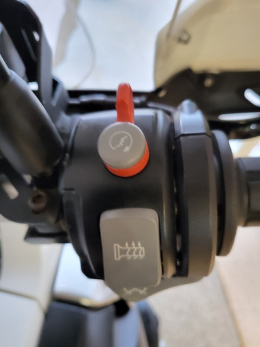 Imagen 11 de 18 de Bmw Gs 1200 R 1200 Gs - U$s 20.600. Recibo Inferior- Tuamoto