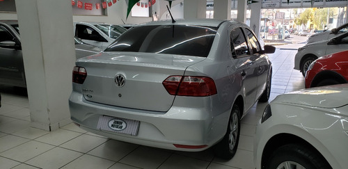 Imagem 6 de 13 de Vw Voyage 1.0 Trend Prata 2016 Flex