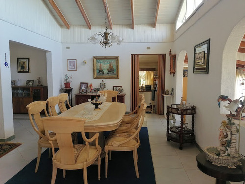 Casa Con Dpto Anexo A 3 Cuadras De La Playa Las Agatas