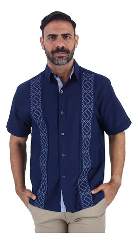 Camisa Tipo Guayabera Manga Corta Con Bordado Punto De Cruz