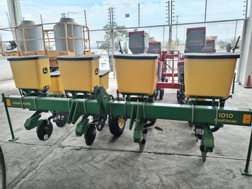 Sembradora John Deere 1010 Max Planter 4 Surcos