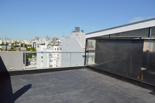 Depto En Duplex De 5 Ambientes Con Balcon Terraza 2 Cocheras Muñiz 500