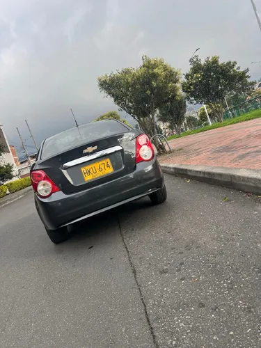 Chevrolet Sonic 1.6 Lt 5 p