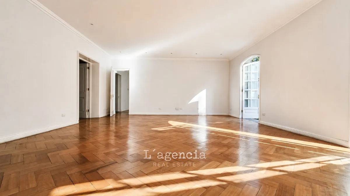 Imagen 5 de 30 de Estilo Frances - Remodelada - Gran Jardín