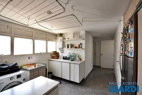 Imagem 14 de 15 de Apartamento - Campo Belo - Sp - 574985
