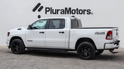 RAM Ram 1500 5.7 Mild-Hybrid Bighorn Off Road Crew Cab 4x4 At