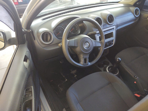 Volkswagen Voyage 1.6 Completo 2015