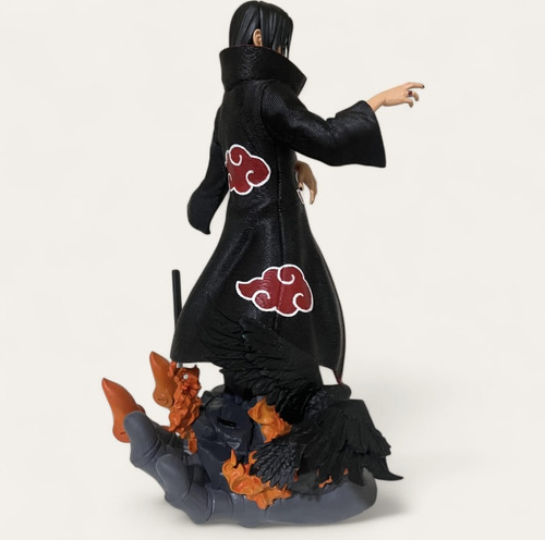 Figura Itachi Uchiha (altura 40cm)