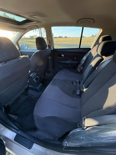 Nissan Tiida 1.8 Acenta
