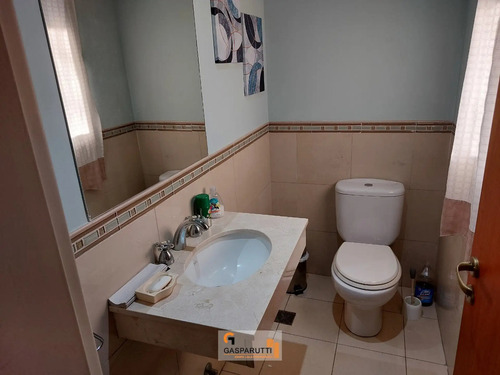 Casa En Venta Amoblada 5 Ambientes Con Pileta En Barrio Sept