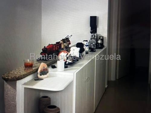 Cs Se Vende Townhouse Dúplex En Puerto Encantado/ Higuerote/ 25-22795