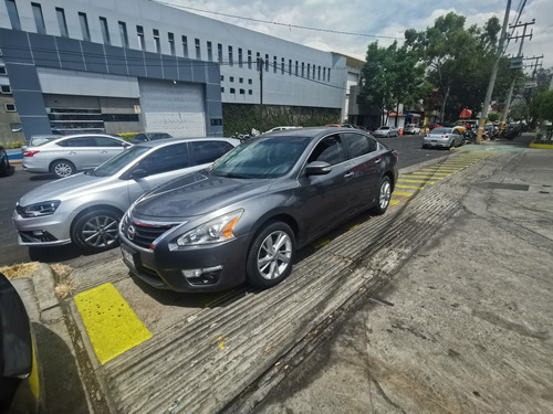 Nissan Altima 2.5 Advance Navi Cvt