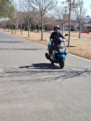 Imagen 6 de 6 de Yamaha Yamaha Scooter Ray Z
