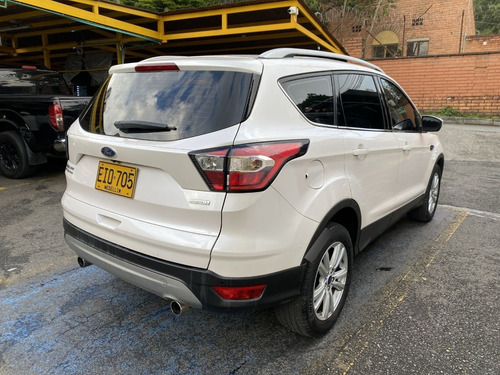 Imagen 7 de 21 de Ford Escape Se Modelo 2018
