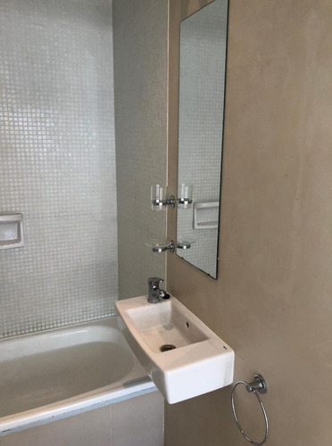 Imagen 13 de 14 de Venta Dpto En 22 Y72