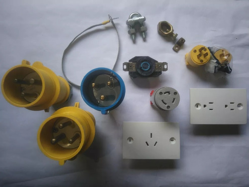 Conector Enchufe Toma Eléctrica Industrial L6 20