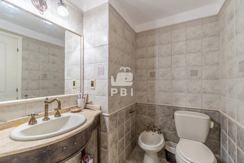 Casa En Venta En Ocean Park, Punta Ballena - Ref : Pbi824