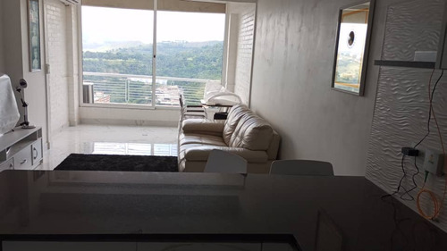 Venta Hermoso Apartamento En Lomas Del Sol. Cm