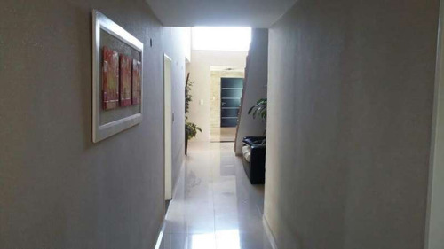 Imagen 6 de 15 de Casa De Cuatro Dormitorios Venta - San Isidro - Barrio Cerrado - Villa Allende
