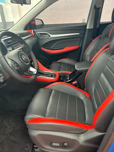 MG Zs 1.5 Elegance Red Pack Cvt