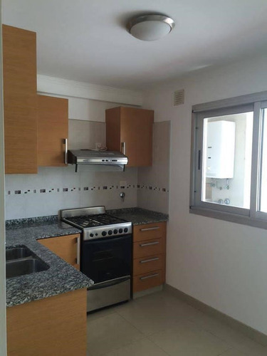 Imagen 5 de 7 de Departamento 2 Ambientes Con Cochera