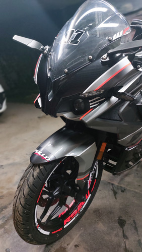 Bajaj Rouser Rs 200. 2018, Excelente Estado.