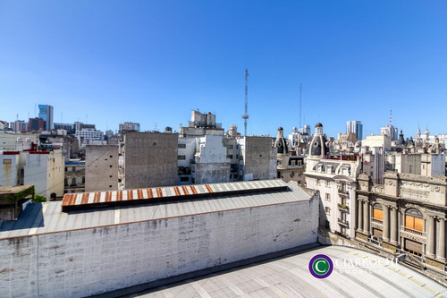 Piso Alto - Oficina Luminosa Con Baño Privado, Baulera Y Vista Panorámica