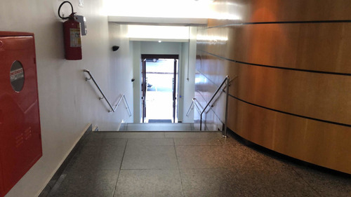 Imagem 2 de 14 de Sala Comercial 113 Mil,av Raja Número 4000