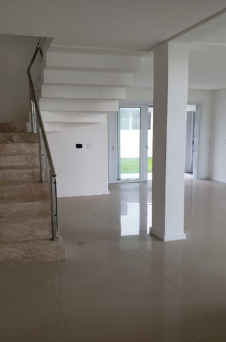 Imagem 11 de 24 de Casa À Venda Em Xangri-lá - Ca00996 - 34962232
