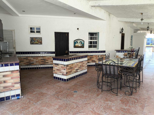 Se Vende Quinta En Puerto Encantado Higuerote- Vm
