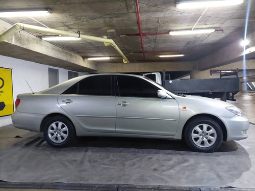 Imagen 3 de 14 de Toyota Camry