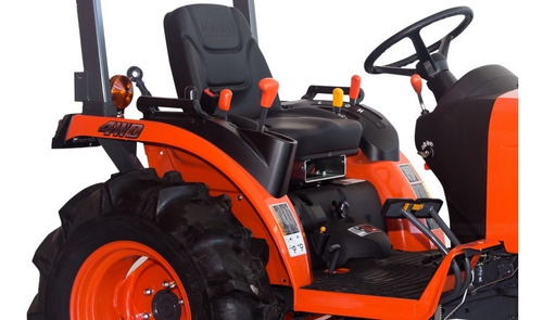 Imagen 6 de 6 de Tractor Kubota B2320 Farm