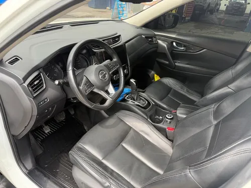 Motor 2.5l, 7 Puestos, Transmisión Automática, Muy Bien Cuid
